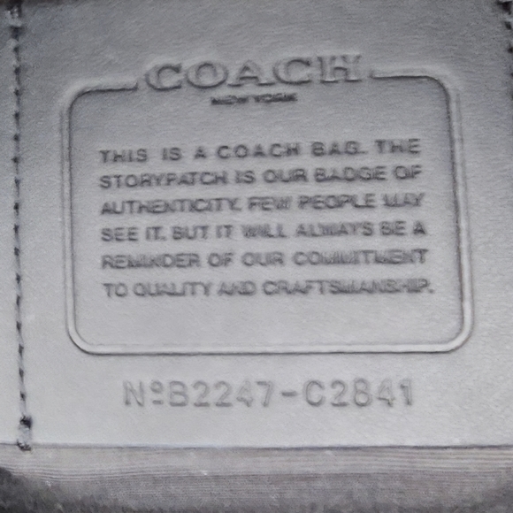 Coach Beckett Like New Calf Leather Unisex Leather Work Tote - Picture 2 of 8